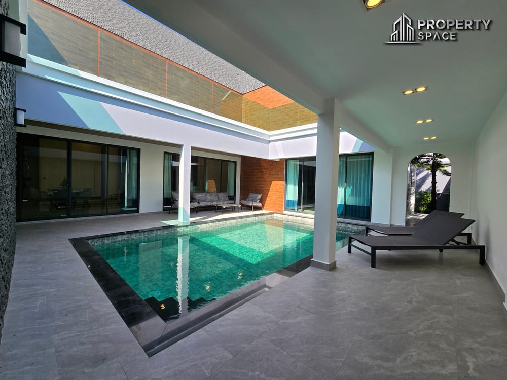 Luxury New 5 Bedroom Modern Pool Villa in Baan Mae Bibury In East Pattaya Image 5