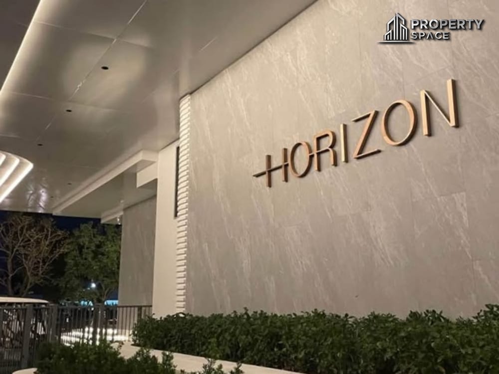 Modern 4 Bedroom House in Patta Horizon Pattaya Near Regent International School Image 1