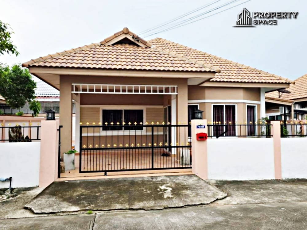 Family Friendly 3 Bedroom House In East Pattaya Near International School For Rent Image 1