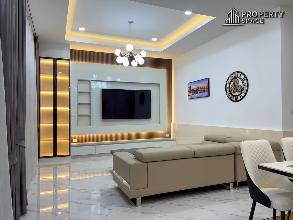 Luxury Modern Style 3 Bedroom Pool Villa in Huay Yai Pattaya For Sale Image 6