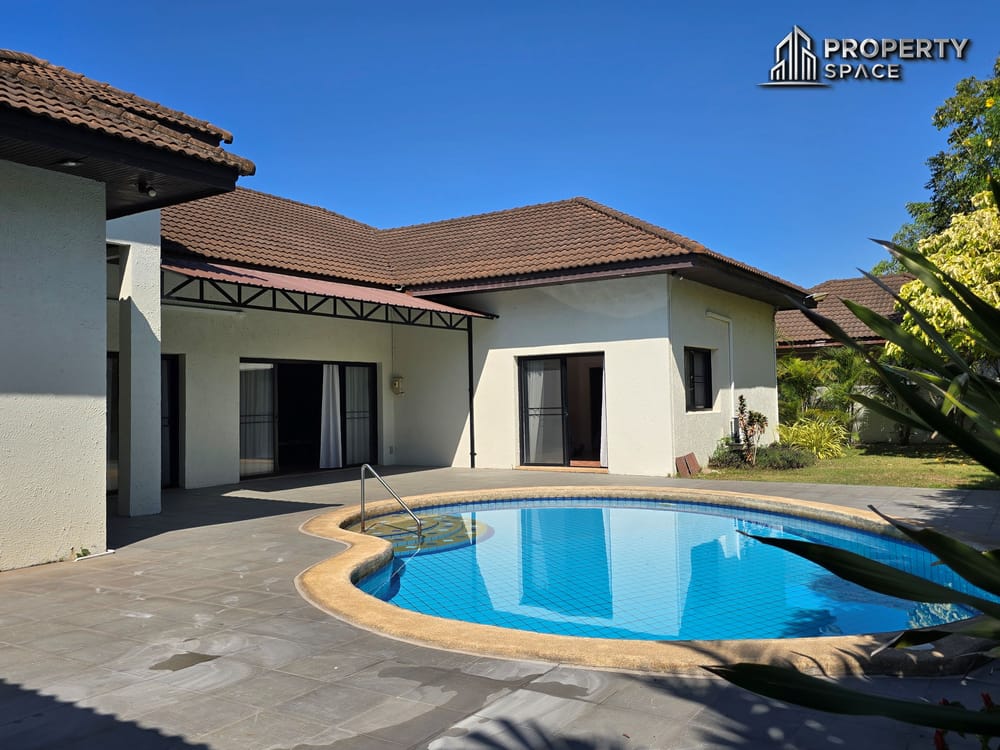 Tropical 4 Bedroom Pool Villa In East Pattaya For Rent Image 3