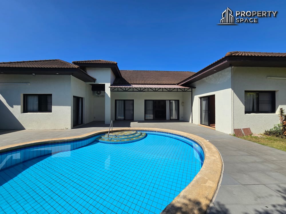 Tropical 4 Bedroom Pool Villa In East Pattaya For Rent Image 4