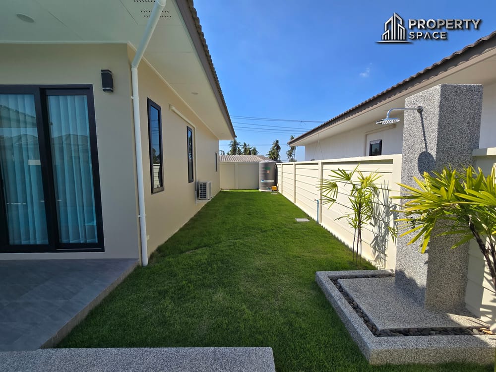 Modern 3 Bedroom Pool Villa In Huai Yai Pattaya With 24 Hour Security Image 6
