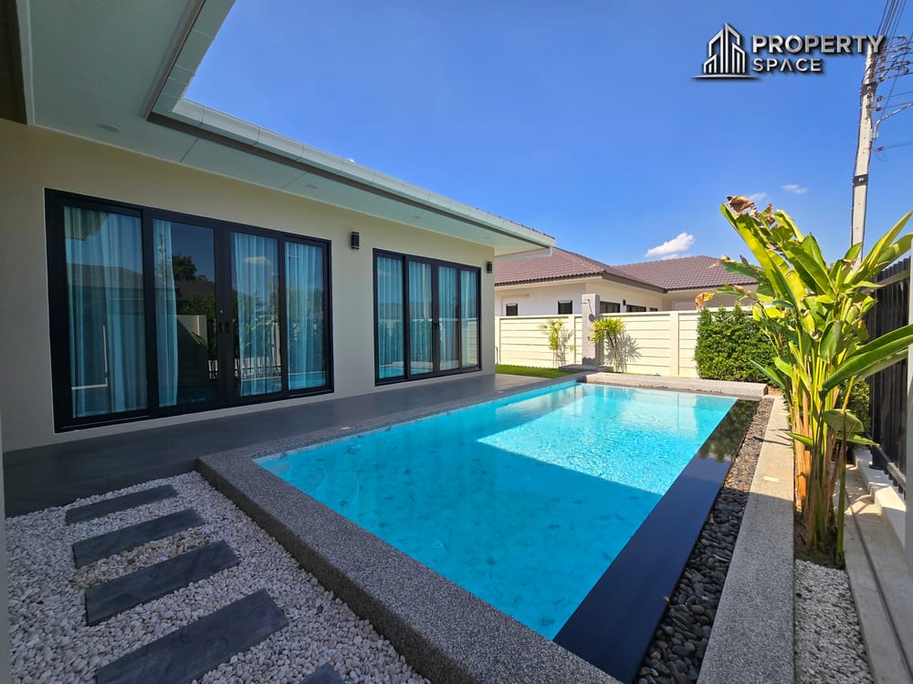 Modern 3 Bedroom Pool Villa In Huai Yai Pattaya With 24 Hour Security Image 5