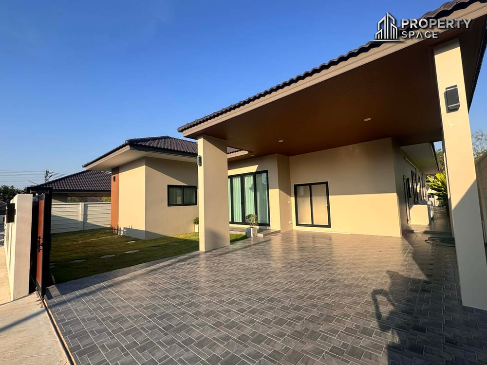 Brand New Modern Luxury 3 Bedroom Pool Villa In Huay Yai Pattaya Image 5