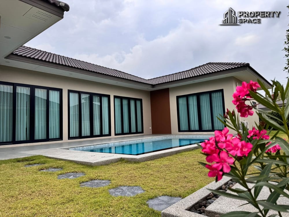 Brand New Modern Luxury 3 Bedroom Pool Villa In Huay Yai Pattaya Image 1