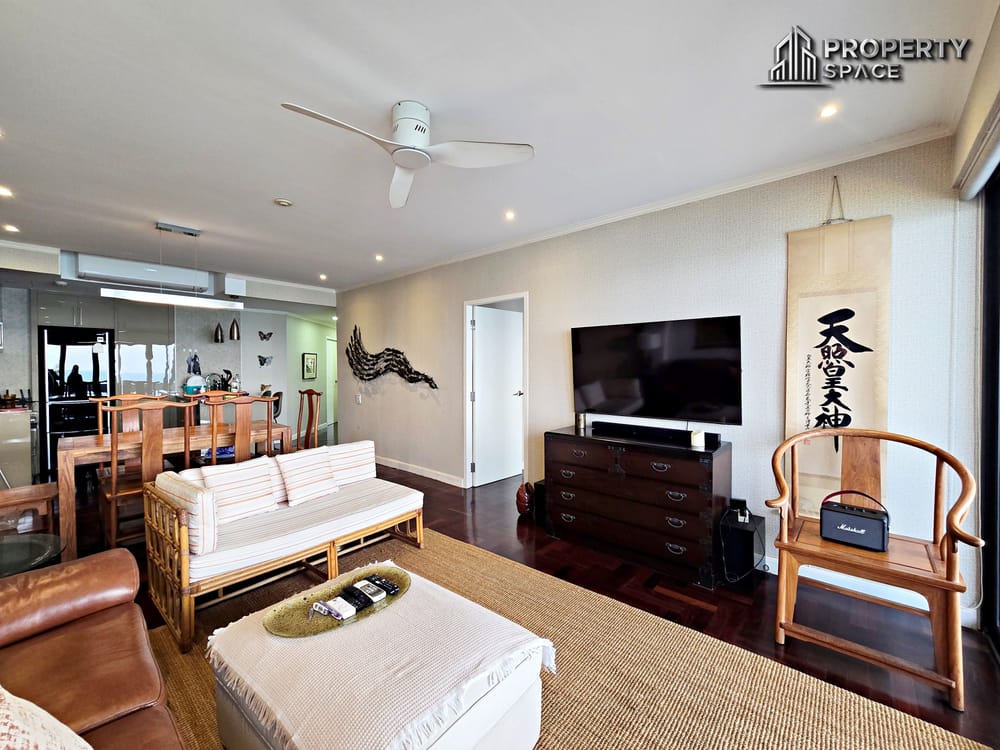 Direct Sea View With Big Balcony 3 Bedroom Condo In Wongamat Pattaya Image 5