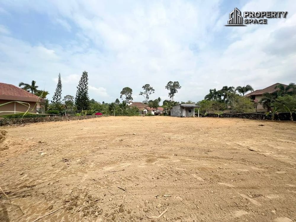 Land For Sale In Prime Development Area Near Bang Saray Image 6