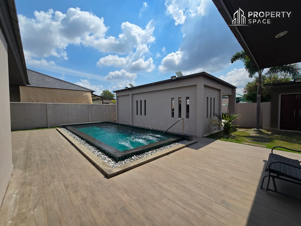 Pattaya Spacious Family Home 3 Bedroom Pool Villa In Huay Yai For Sale Image 3