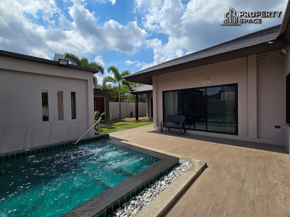 Pattaya Spacious Family Home 3 Bedroom Pool Villa In Huay Yai For Sale Image 5