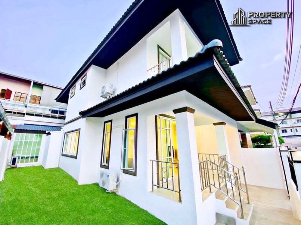 Two story 4 Bedroom House In Soi Khao Noi Pattaya For Rent Image 3