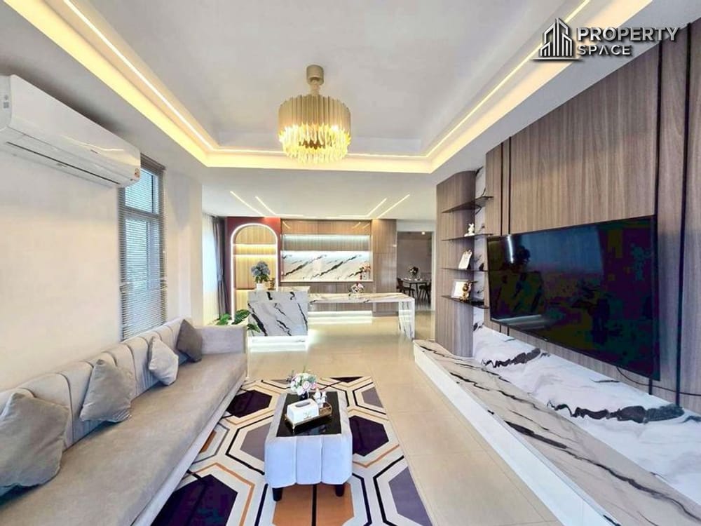 Two story 4 Bedroom House In Soi Khao Noi Pattaya For Rent Image 4