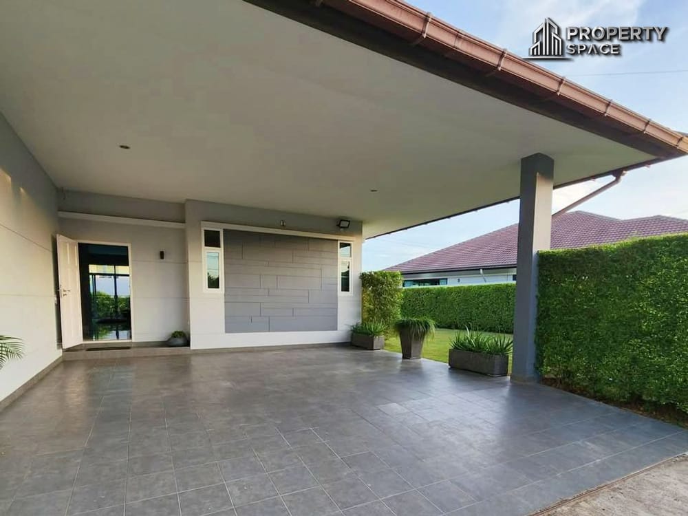 3 bedrooms Pool Villa In A Secure Village In Huay Yai Pattaya For Rent Image 4