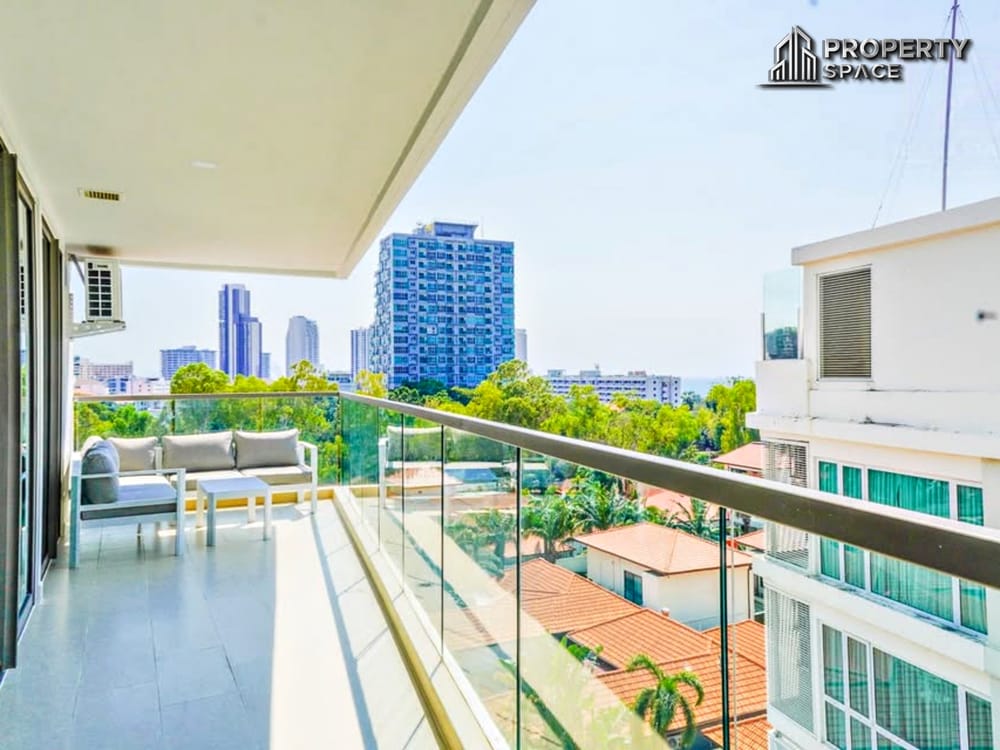 Sea View 2 Bedroom Condo In The Peak Towers Pratumnak For Rent Image 4