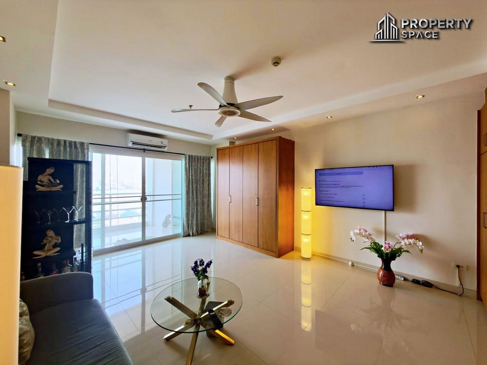Foreign Quota Studio In View Talay 5 Jomtien Condo For Sale Image 3