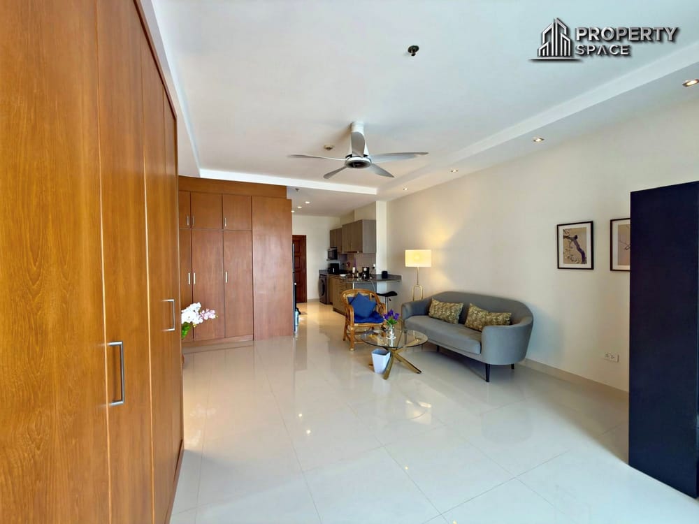 Foreign Quota Studio In View Talay 5 Jomtien Condo For Sale Image 6