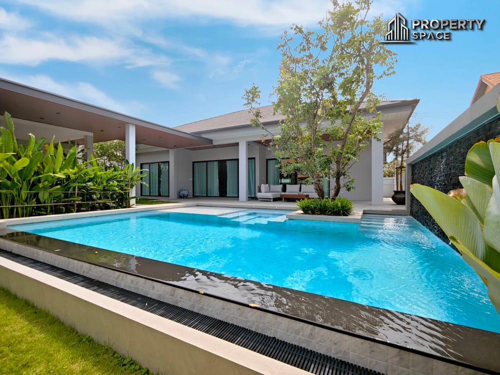 Brand New 3 Bedroom Modern Tropical Pool Villa Near Jomtien Beach For Sale Image 3