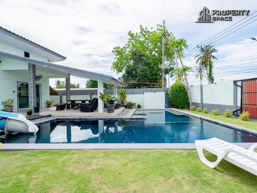 12 Bedroom Pool Villa Resort Near Mabprachan Lake & Golf Clubs In East Pattaya Image 4