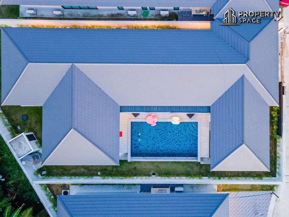 Private 4 Bedroom Pool Villa With Large Garden In Huay Yai Pattaya Image 5