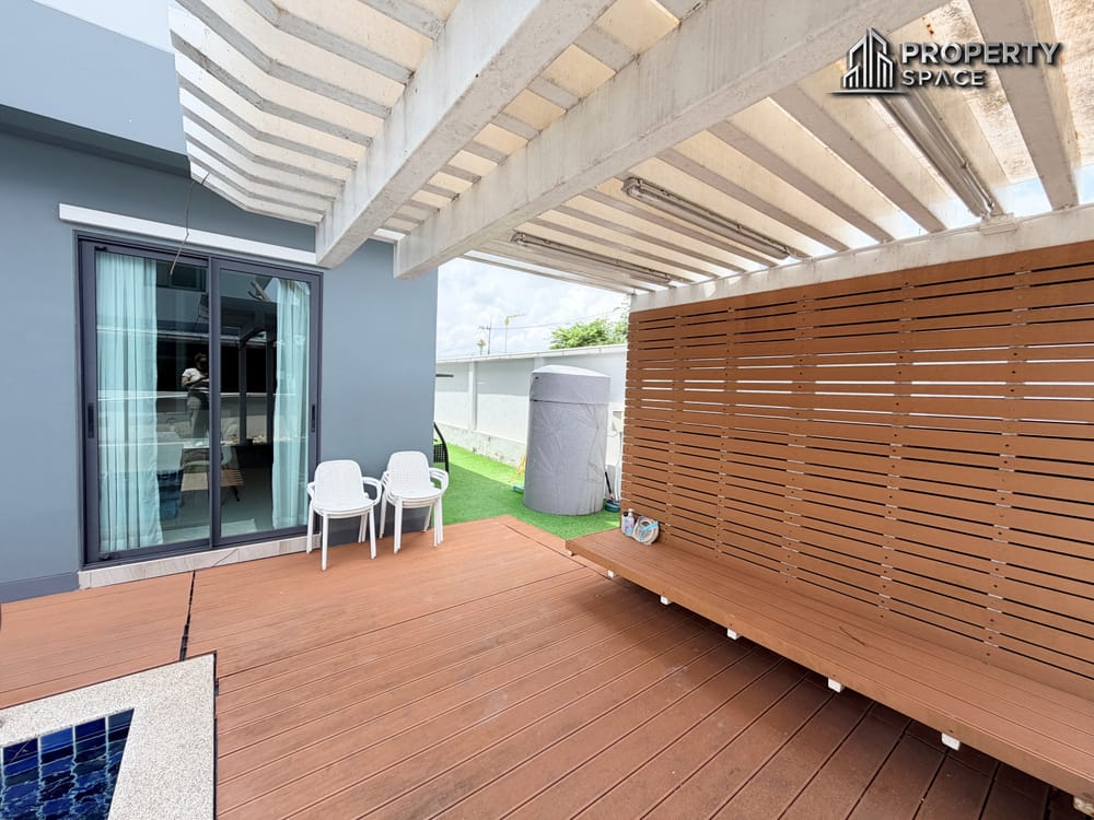 Modern 3-Bedroom House with Private Pool in Soi Siam Country Club For Rent Image 4