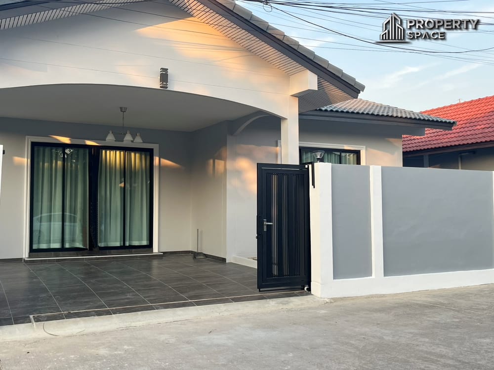 Newly Renovated 3 Bedroom House in Soi Siam Country Club For Sale Image 3