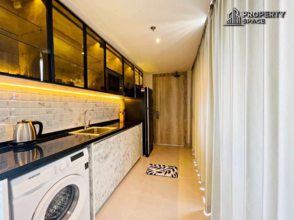 Luxury Sea View 1 Bedroom Condo at The Riviera Monaco Pattaya For Sale Image 6
