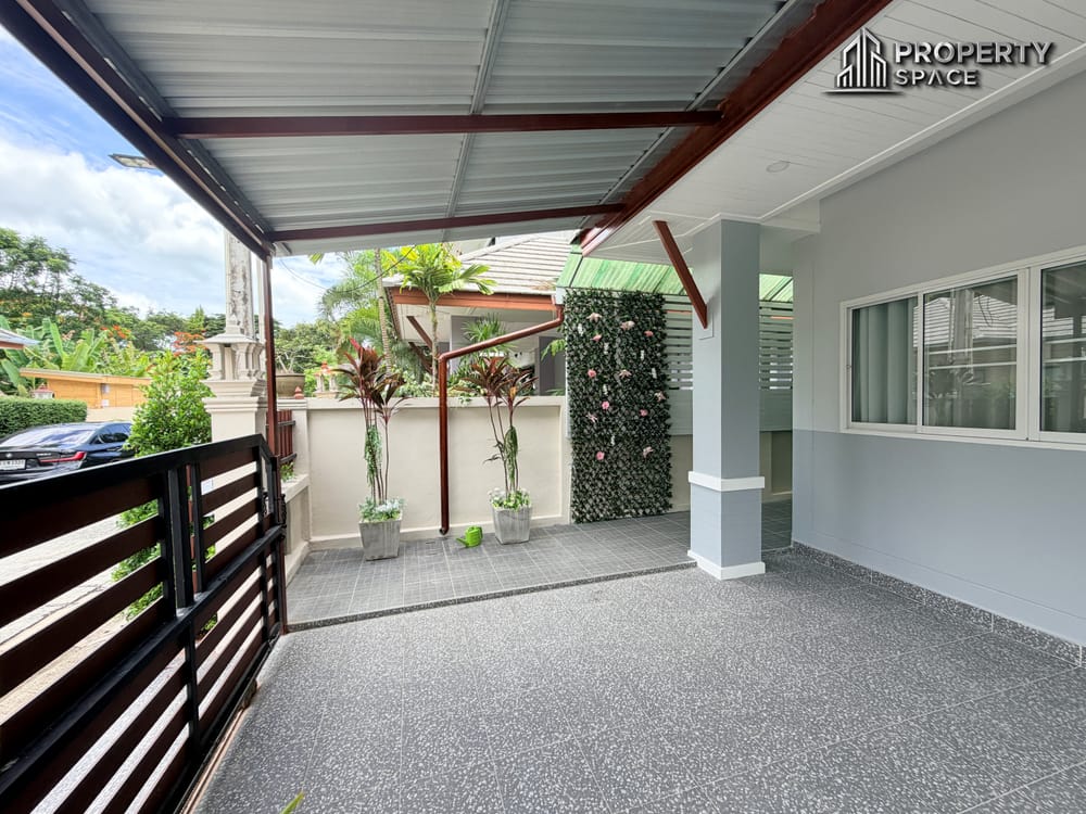 3 Bedroom Pool Villa in Baan Dusit View Na Jomtien For Sale Image 6