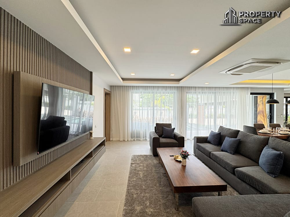 Modern 2 story pool villa 4 bedrooms in Zensiri Midtown South Pattaya Image 6