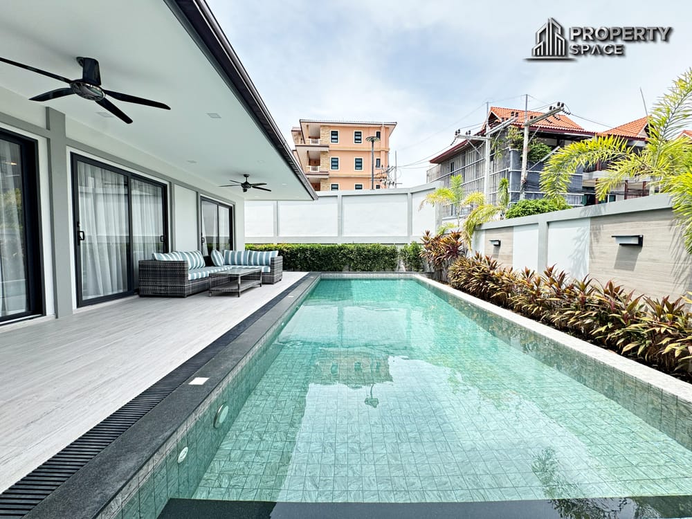 Modern 2 story pool villa 4 bedrooms in Zensiri Midtown South Pattaya Image 3