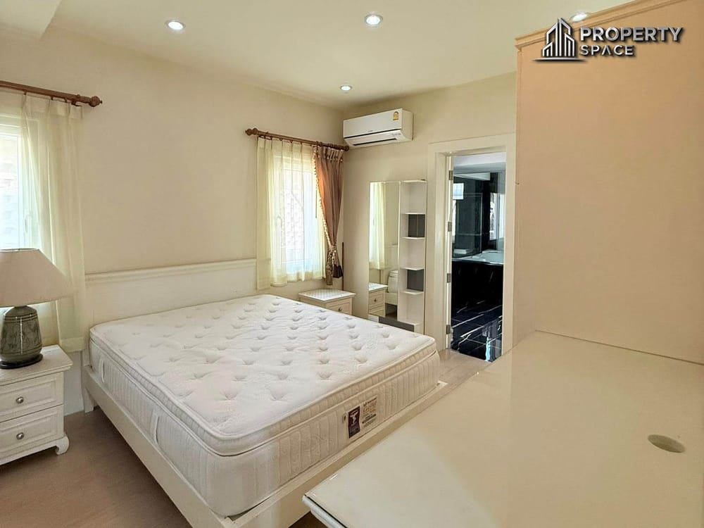 Single Cozy 3 Bedroom House at Silk Road Place Village Image 6