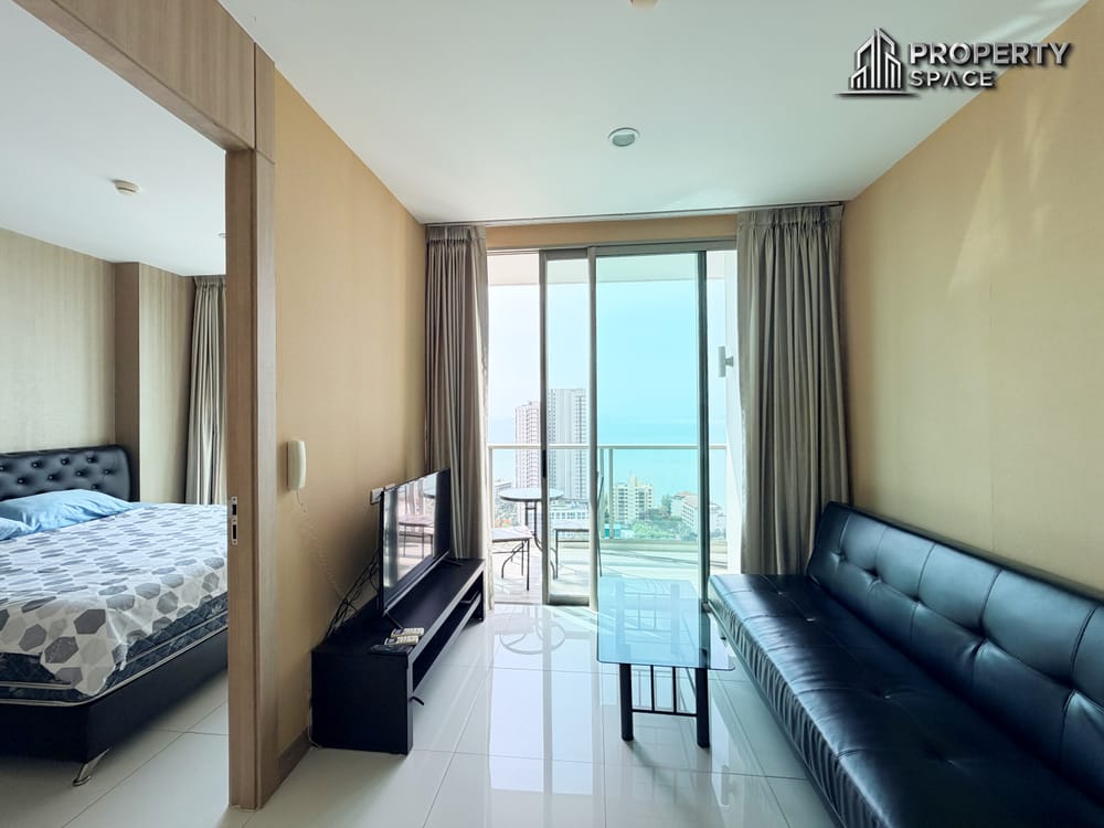 High Floor 1 Bedroom Sea View Condo in Riviera Wongamat For Rent Image 3