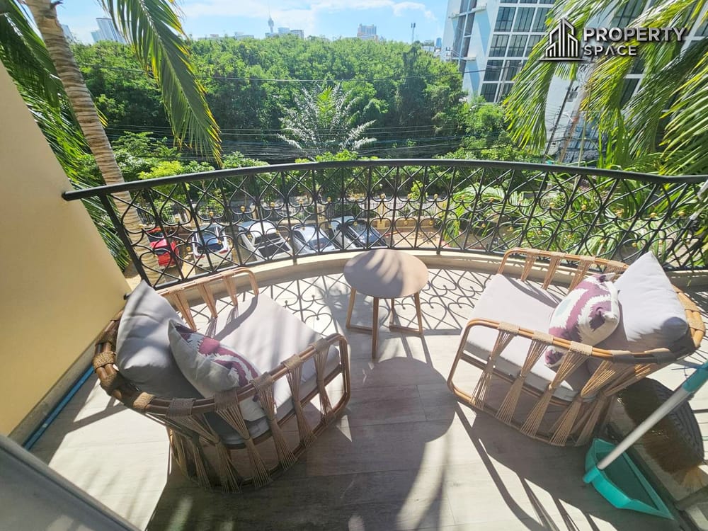 Spacious 1 Bedroom Condo in The Residence Jomtien Image 5