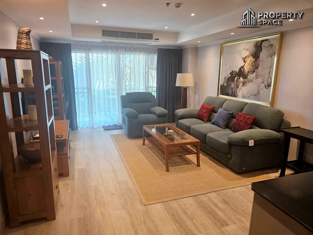 Spacious 1 Bedroom Condo in The Residence Jomtien Image 4