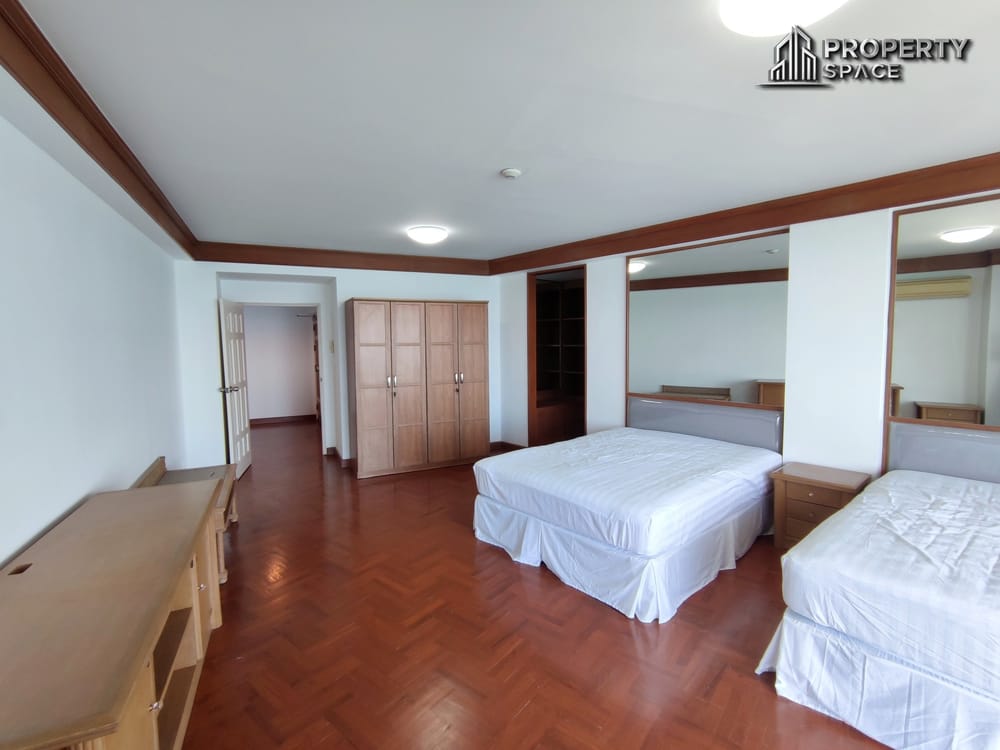 spacious-4-bedroom-sea-view-condo-in-royal-cliff-garden-pattaya-for-rent-ps2373 6