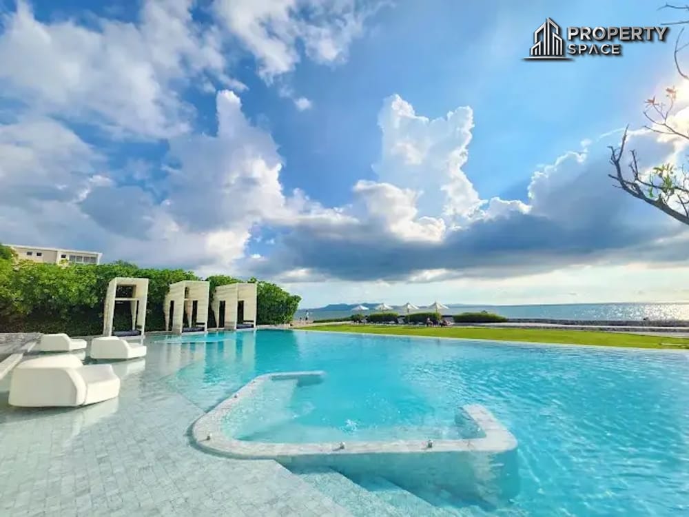 2 Bedroom Condo at Veranda Residence Pattaya with Private Beach Access Image 3