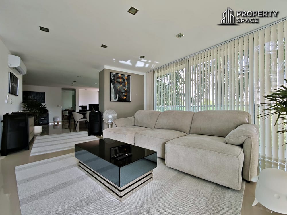 Luxury Spacious 2 Bedroom Corner Condo at Laguna Heights Wongamat for Sale Image 3