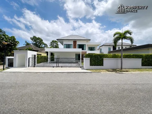 luxury-4-bedroom-detached-house-in-the-village-by-horseshoe-point-for-sale-ps2381