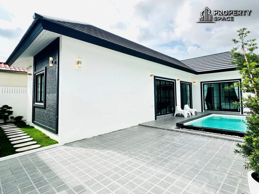 Brand New 3 Bedroom Pool Villa in Green Ville Soi Siam For Sale Image 3