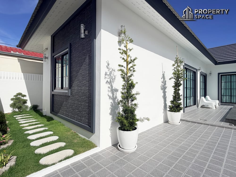 Brand New 3 Bedroom Pool Villa in Green Ville Soi Siam For Sale Image 4