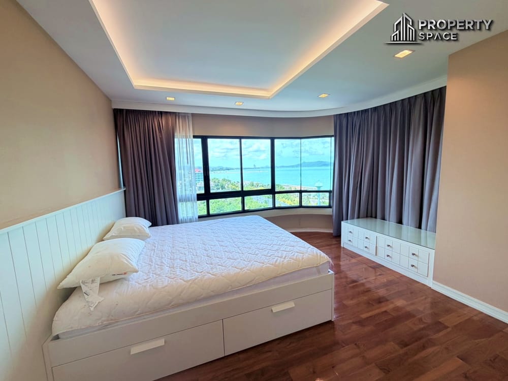 Luxury Beachfront 3 Bedroom in San Marino Condo Na Jomtien For Rent Image 1