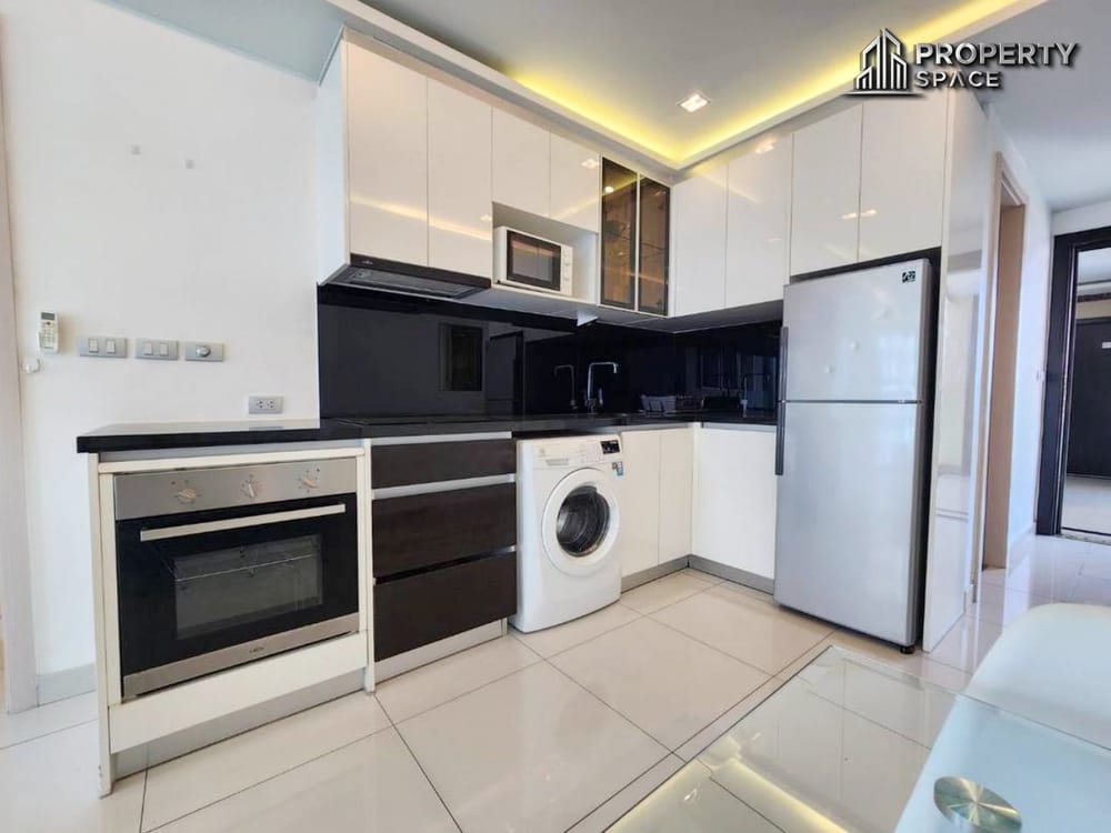 modern-sea-view-1-bedroom-in-wongamat-tower-condo-near-wongamat-beach-for-sale-ps2395 6
