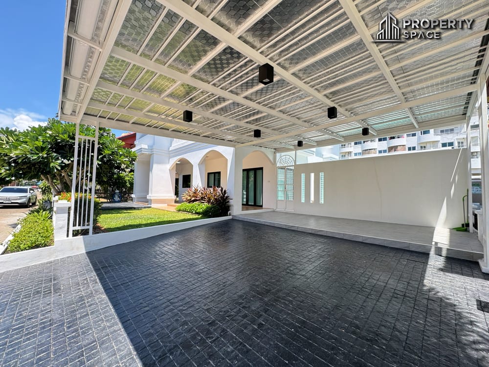 private-beach-access-3-bedroom-pool-villa-just-200m-from-na-jomtien-beach-ps2394 6