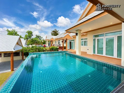 spacious-3-bedroom-pool-villa-with-large-garden-near-jomtien-beach-for-rent-ps2408