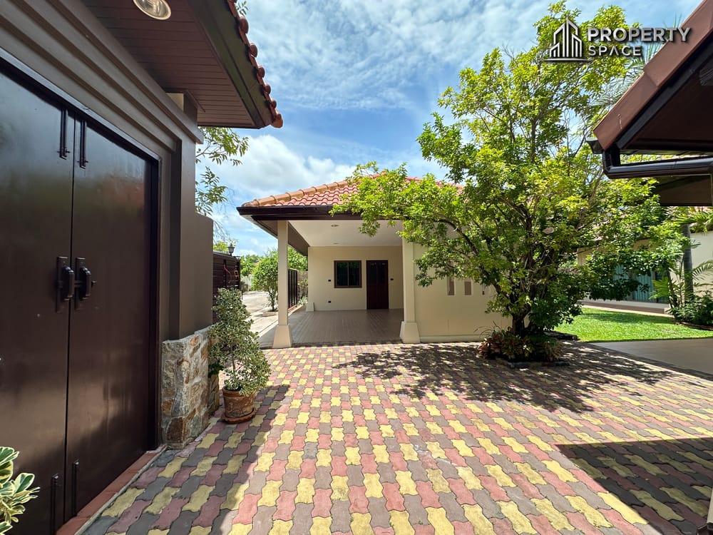 large-3-bedroom-family-villa-in-baan-balina-3-near-jomtien-beach-for-sale-ps2413 6