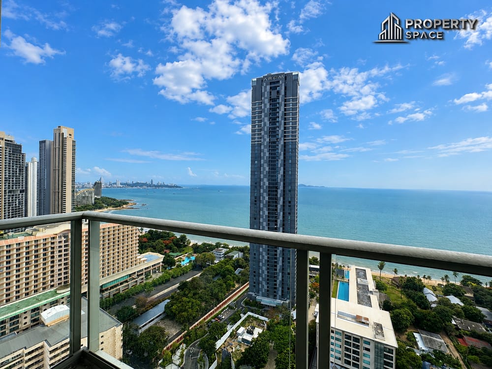 Corner 1 Bedroom Condo with Panoramic Sea View in Riviera Wongamat For Rent Image 3