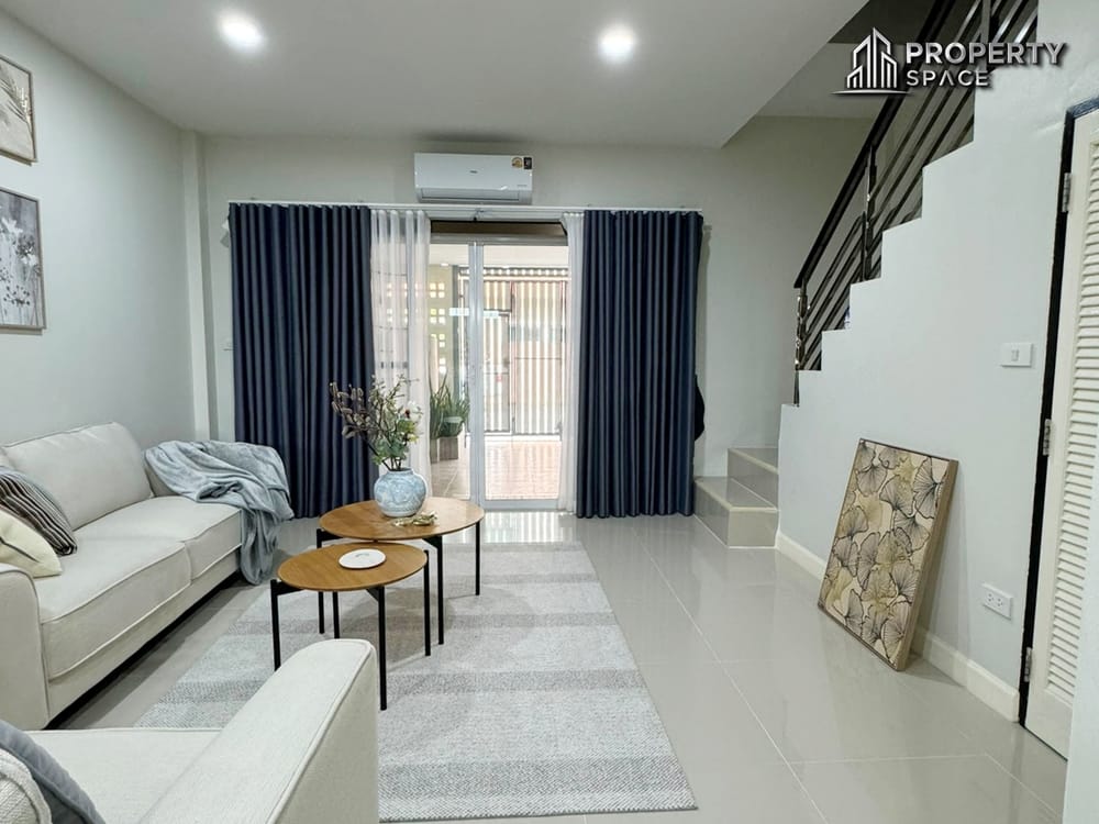 Modern 3 Bedroom Townhome in Soi Siam Country Club For Rent Image 3