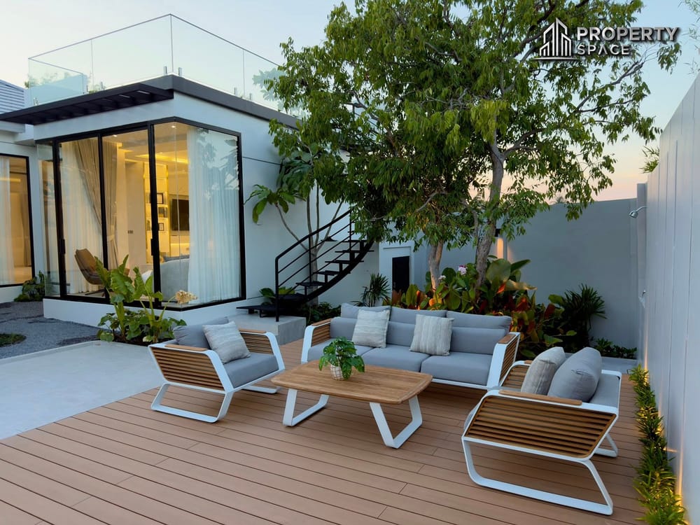 4 Bedroom Luxury Pool Villa Near Regent International School For Sale Image 3