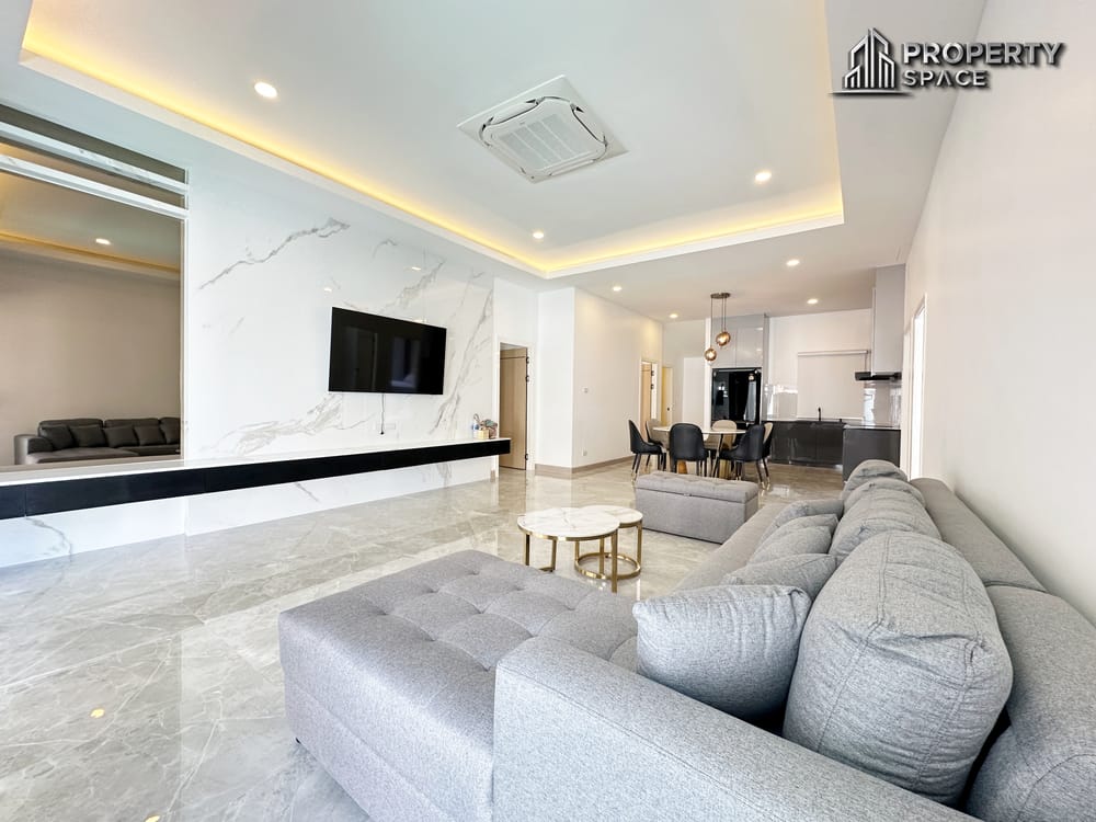 Newly Renovated 4 bedroom Pool Villa Near Jomtien Beach For Sale Image 6