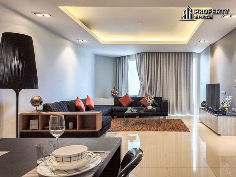 Foreign Quota Beachfront 2 Bedroom Condo with Direct Sea Views in La Royale Na Jomtien Image 5