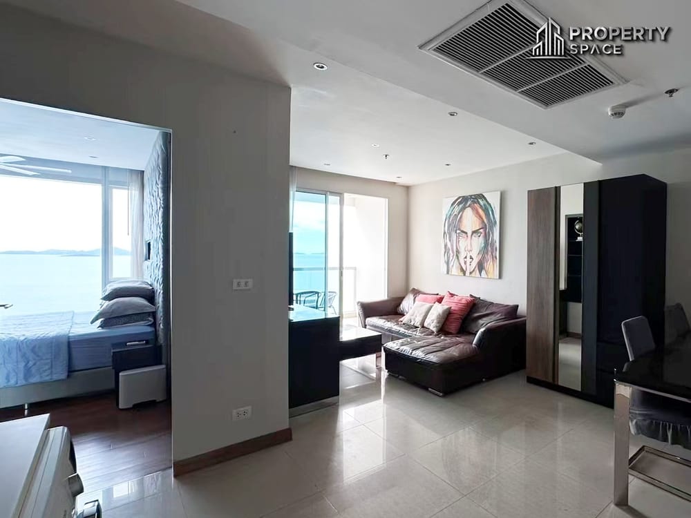 High-Floor 1 Bedroom Sea View Condo at The Palm Wongamat Beachfront For Rent Image 6